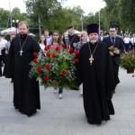 Во всех районах Республики православное духовенство с молодежью приходов приняло участие в митингах у мемориалов памяти погибших